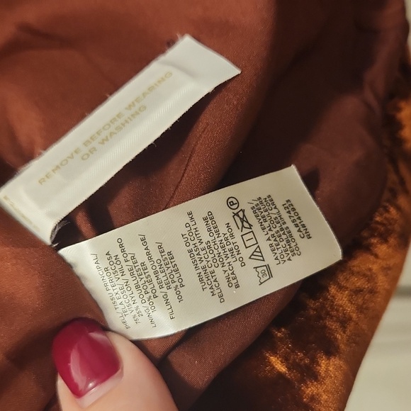 NWT Loft velour vest burnt orange - Picture 6 of 8